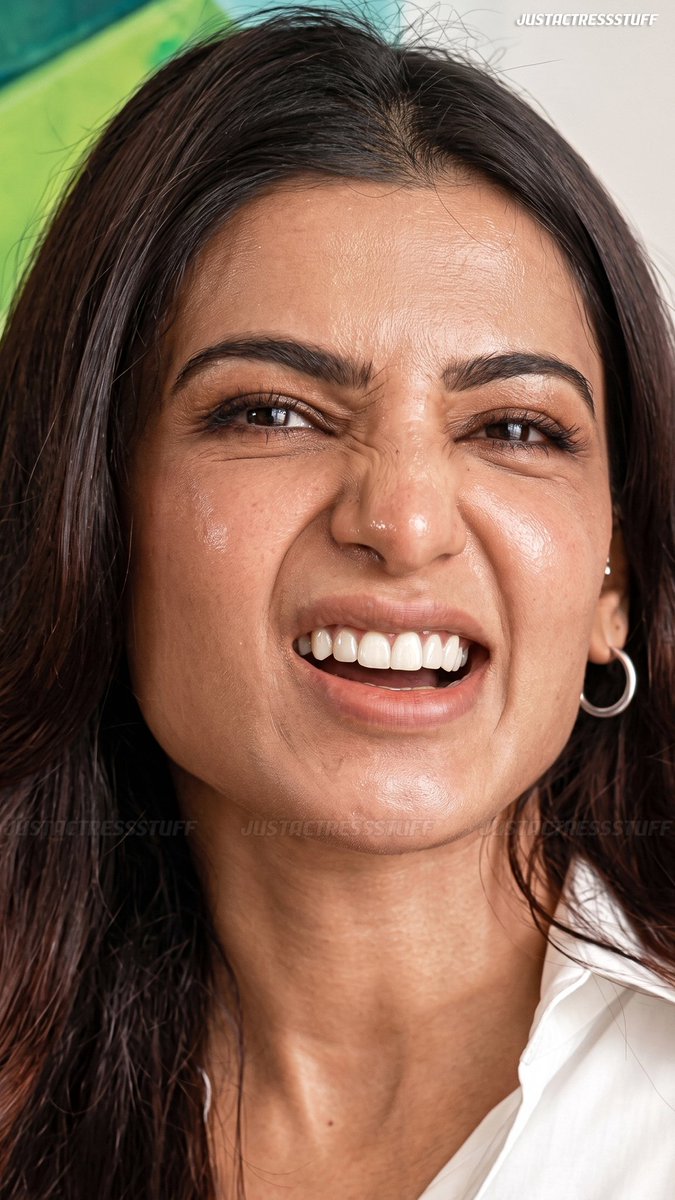 ActressBIForLyf's tweet photo. Me - na ini potta ila,ena vitru
(En potta kunja bull aluthi pesayuran)
Me - ssh ena vidu
He - en d neliyura
Me - sshh soothu aripu edukuthu kai edu 
He - ambala na poolu natukanum. Ana unaku🤭 ne yaru solu
Me - potta 
He - mulusa solu (squeezes hard)
Me - na oru potta thevdia https://t.co/vRCIHo1yDO
