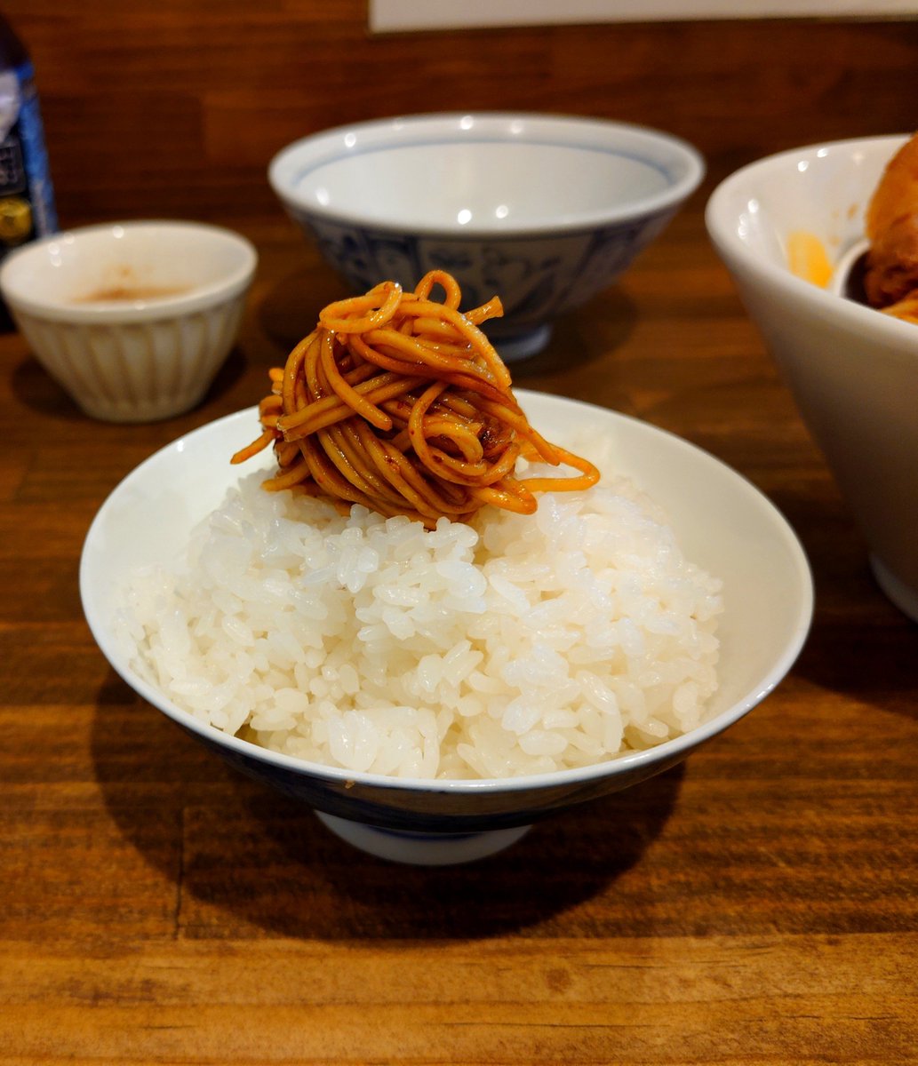 Snow_SDBH1013's tweet photo. 男気らーめんアカギ 桐生店
辛痺担々麺 (白米とつけ卵付き)
つけ脂
豚増し、味玉

久々の辛痺！！！
辛さ、香り、痺れのバランスが絶妙
つけ脂も細麺との絡み抜群！
後半に残りの白米、卵、つけ脂をドボンしよく混ぜ喰らえば美味すぎてガンギマリ🤪🚀

脂は飲み物です
ご馳走様でした🙏 https://t.co/hzk94xI9su