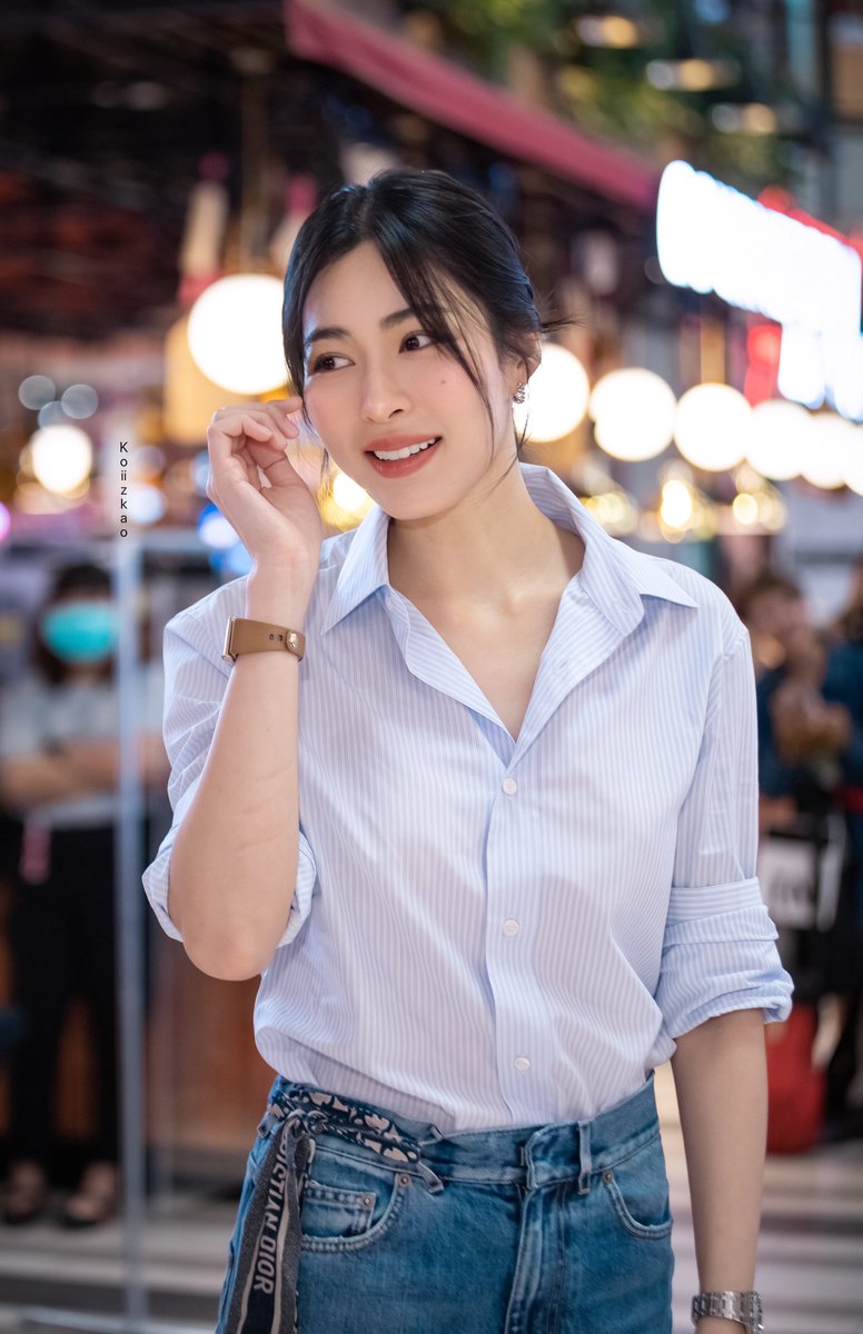 Koiiz9's tweet photo. 💙💙💙💙💙

#linglingkwong #หลิงหลิงคอง https://t.co/7LXVVu1A1k