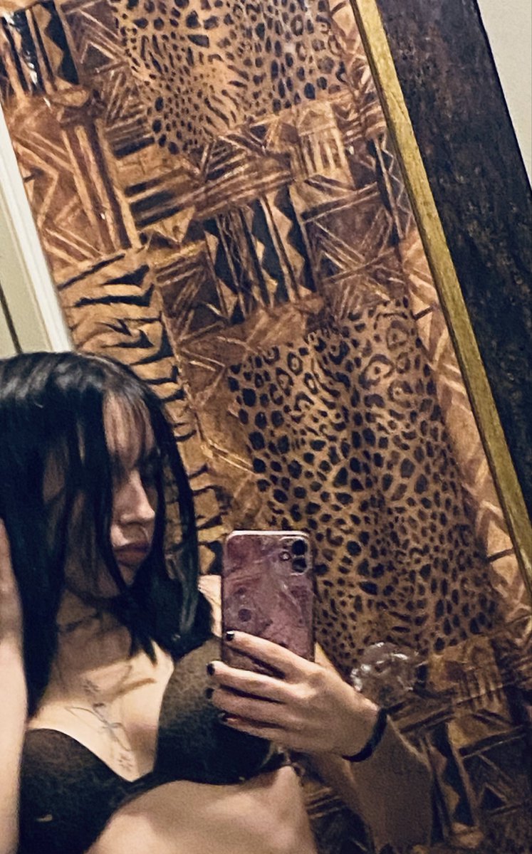 Wookiezhi8's tweet photo. come play in the dms 😏🖤.
#Content #ContentDrop #OFModel #linkclickspoilers #PAWG #ContentStrategy #wookie333wk #findomcommunity #xvideosِ #paypiggys #linkinthebio #NewContent #Toes #Fetish #MILF https://t.co/ooVO3C6ItZ