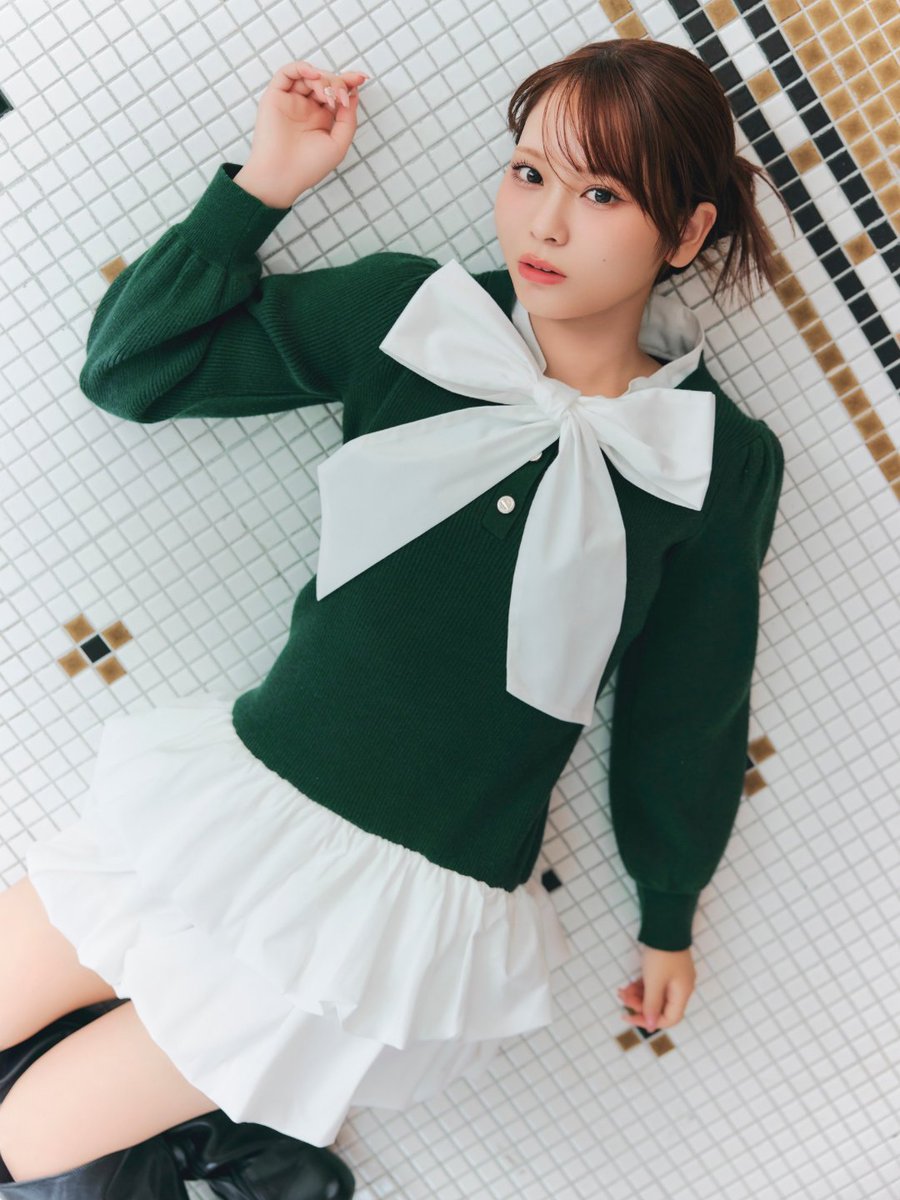 RedyAzel's tweet photo. 𝘙𝘌𝘋𝘠𝘈𝘡𝘌𝘓 𝘮𝘦𝘦𝘵𝘴 =𝘓𝘖𝘝𝘌 𝐇𝐀𝐍𝐀 𝐎𝐁𝐀

⁡𝐴𝑈𝑇𝑈𝑀𝑁 𝐼𝑁 𝐵𝐿𝑂𝑂𝑀
街の景色が移ろうようにファッションも秋へと衣替え。
深みのあるカラーや、秋らしい素材感、存在感のあるシルエット。
そんな秋のムードを、大場花菜さんとともに。

CHECK ▼
【https://t.co/NJOuaKIJjG】 https://t.co/hn3HSyPTPd