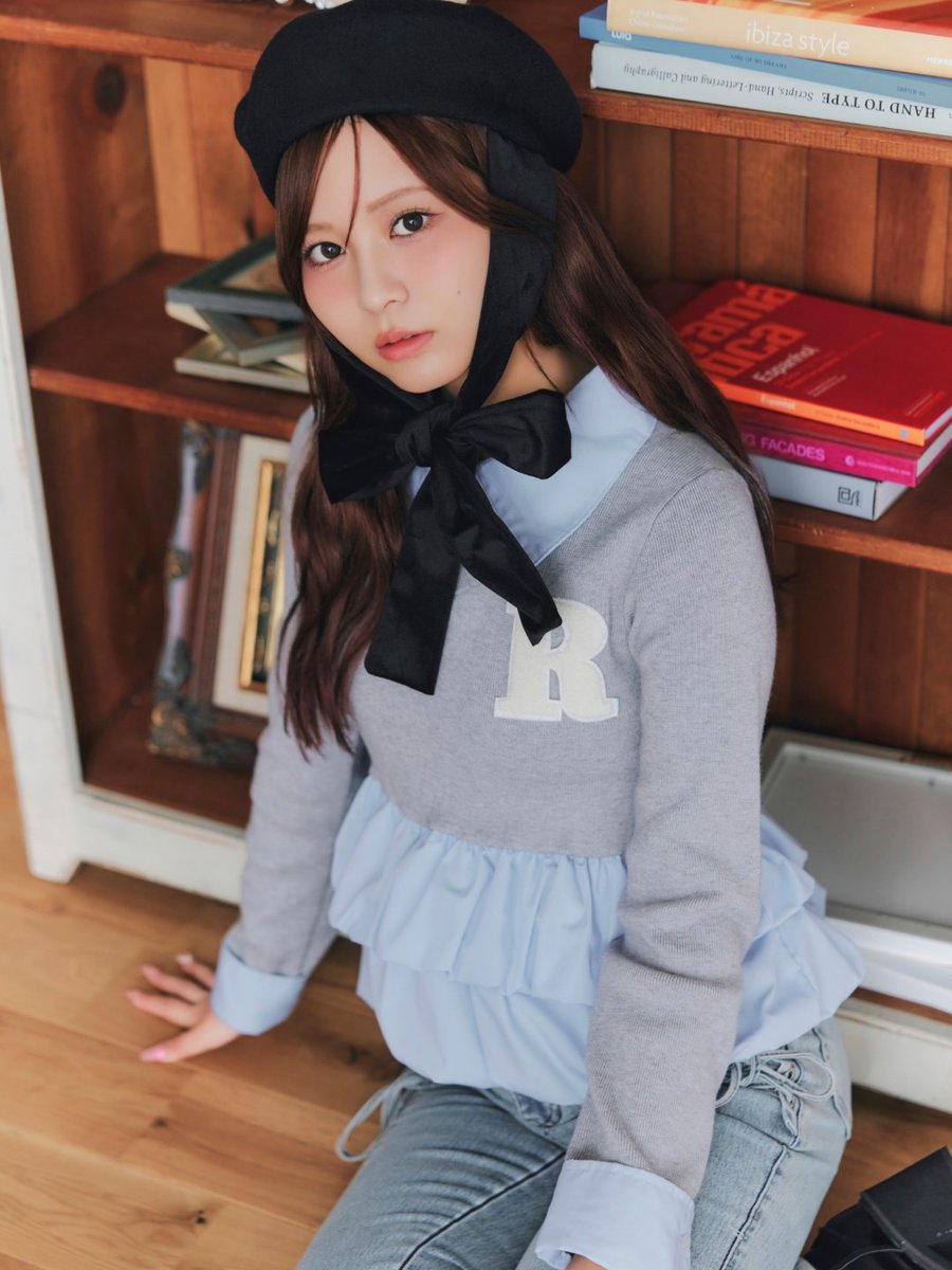 RedyAzel's tweet photo. 𝘙𝘌𝘋𝘠𝘈𝘡𝘌𝘓 𝘮𝘦𝘦𝘵𝘴 =𝘓𝘖𝘝𝘌 𝐇𝐀𝐍𝐀 𝐎𝐁𝐀

⁡𝐴𝑈𝑇𝑈𝑀𝑁 𝐼𝑁 𝐵𝐿𝑂𝑂𝑀
街の景色が移ろうようにファッションも秋へと衣替え。
深みのあるカラーや、秋らしい素材感、存在感のあるシルエット。
そんな秋のムードを、大場花菜さんとともに。

CHECK ▼
【https://t.co/NJOuaKIJjG】 https://t.co/hn3HSyPTPd