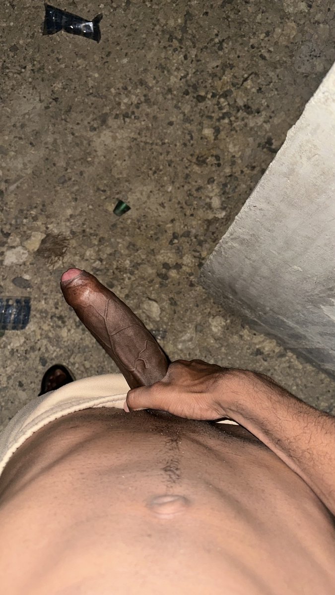 VzquezNolasco1's tweet photo. Imagínate de Rodilla ante mi🤤😮‍💨🙂‍↕️Sería rico Verdad? https://t.co/VwNg33FxCy
