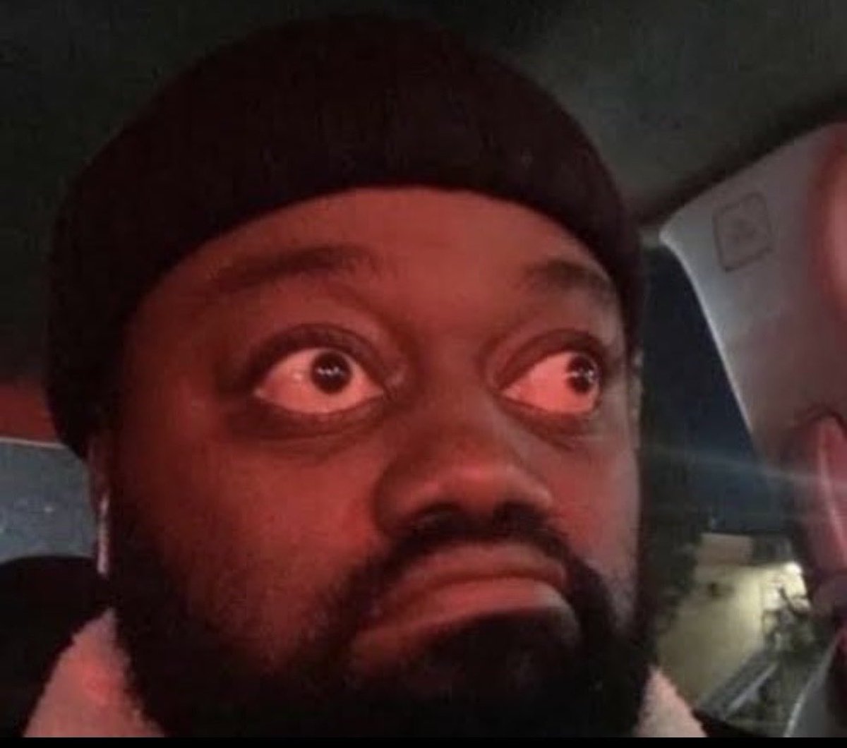 Clevelandddddd's tweet photo. @andrew_muffet When Mike Tomlin meets Mike McCarthy on Minecraft https://t.co/Lm3FY7XgOm