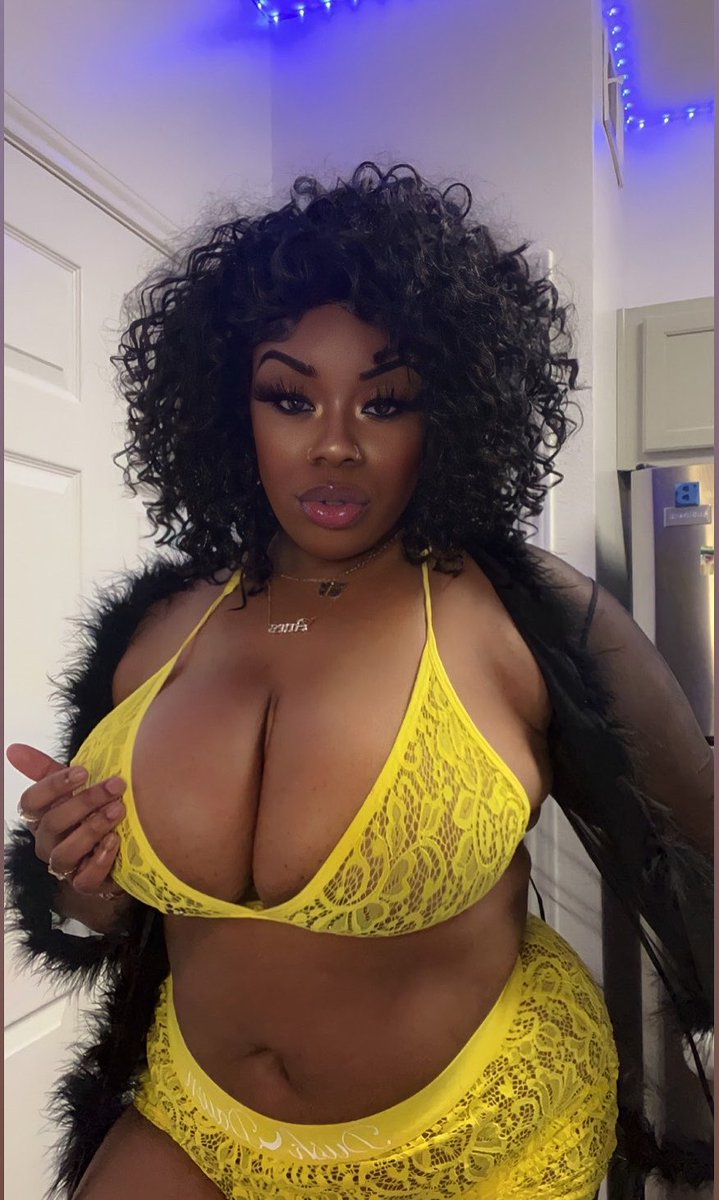 thatsbaae's tweet photo. post a pic where your body card was insane. https://t.co/Q2vHdIFW6v