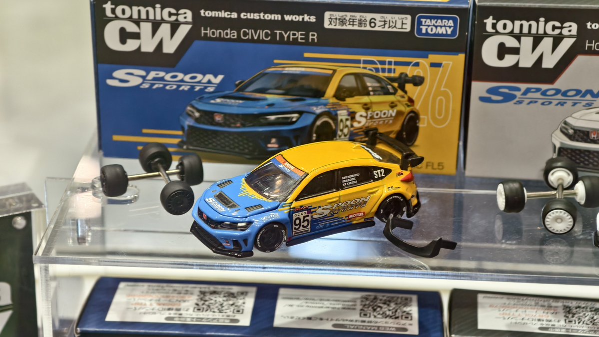 Giga_Penguin's tweet photo. Tomica Custom Works Civic FL5 Spoons 🤗

#164scale #164diecast #civic #tomica https://t.co/wn3VDMGOtI
