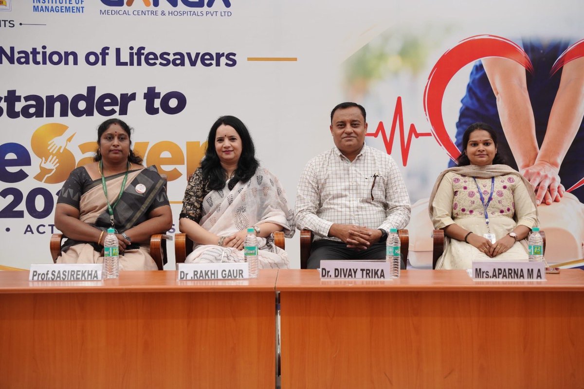 drkkr's tweet photo. We prepare students for their careers. Are we preparing them to help when someone’s life is at stake?

In campus 1,200+ students volunteered for lifesaving training with Ganga Hospital’s team and two AIIMS doctors.

Every campus should teach this. ❤️

#BystanderToLifesaver https://t.co/91spuOdWwr