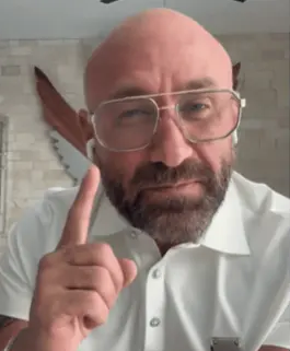 AngMariscal4T's tweet photo. ¿De donde le vendrá lo pendejo al @pedroferriz3? 🤔

A) Se les cayó de niño
B) Sietemesino
C) Le falto oxígeno 
D) Tomó leche paterna
E) Todas  🙆 https://t.co/gjCwi4wZR9