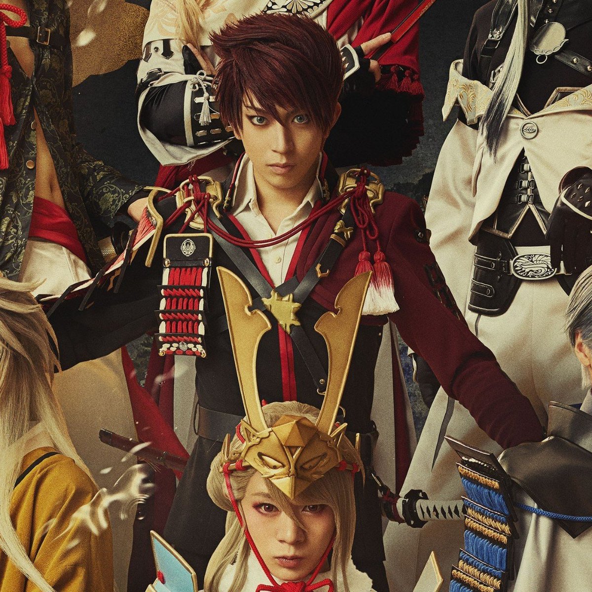 sana_tkrb's tweet photo. この大包平たち、手の開き具合が違うだけのすしざんまいでしかなくてしぬwwwww
（※切り抜きなので後で消します） https://t.co/3NNBDCKvEZ