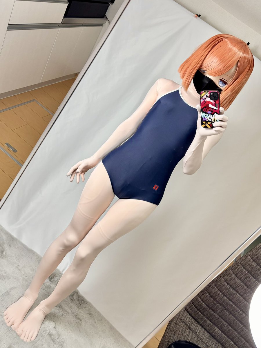 riu_kig's tweet photo. 君たちはどの足を選ぶか https://t.co/vahl6IAeMm