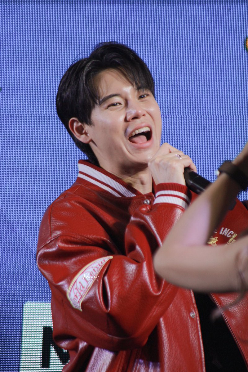 puiakawong's tweet photo. 27.09.2026 @ Central Ubon (11)

ภาพนี้มีเสียง 

#ToyotaSuperProxYin 
TOYOTA X ANAN WONG
#yinyin_anw @yinyin_anw #pwongphoto https://t.co/2CHirlUP7H
