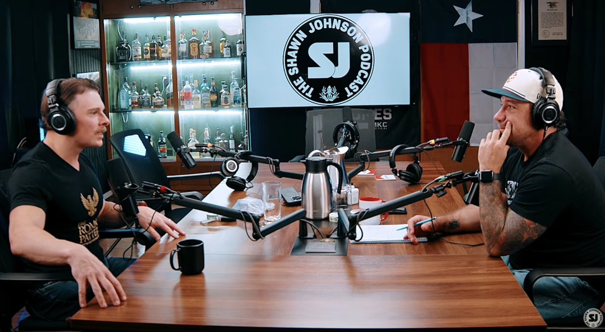 JeremyRyanSlate's tweet photo. The @ShawnJohnsonPod episode just went LIVE!

This was an interesting one, we go deep into:
- What life for everyday Romans
- The best movies for seeing the REAL Rome
- Deep into modern parallels
- Much, much more...

Watch below 👇 https://t.co/0jVx1aVH8J