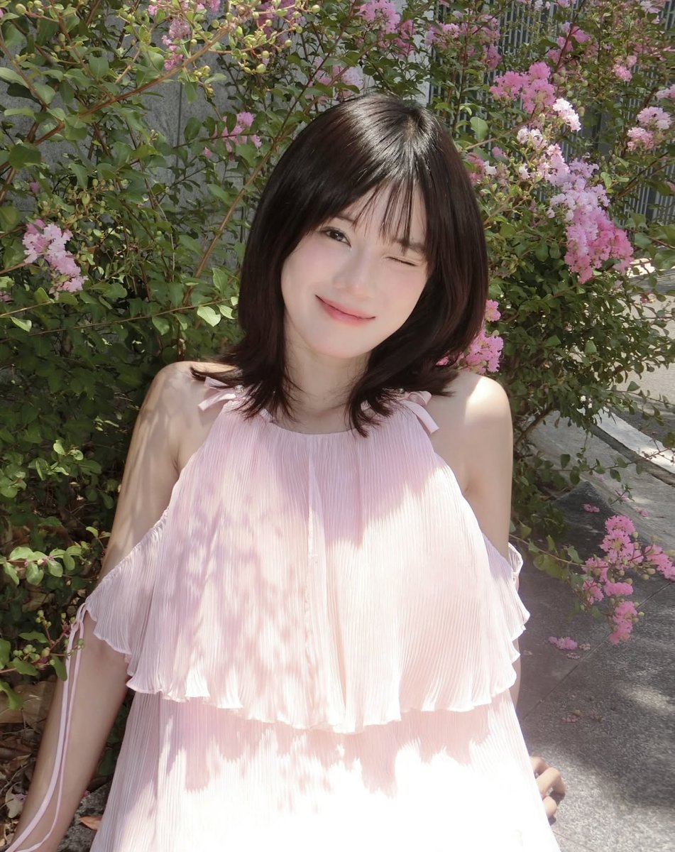 Soniafsol's tweet photo. みんなの今一番おすすめの映画やアニメは何ですか？教えて。みんなはどう感じる？ 🚀
NcpG https://t.co/6gvFloePJd