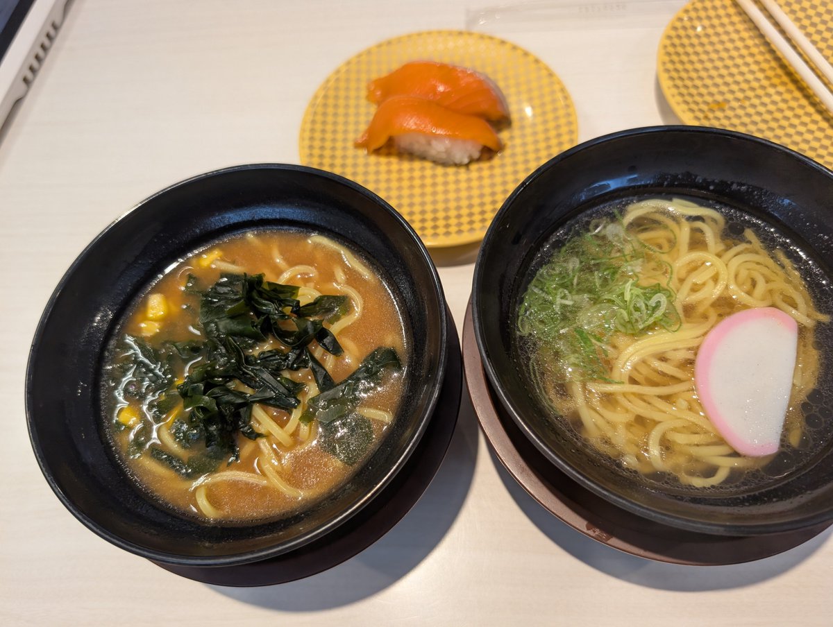 ONRYOUonsen's tweet photo. 100万円貰えるが…
1ヶ月間、回転寿司店でしか食事が出来ない
（持ち帰りOK、飲み物自由）

みんなは挑戦できる？ https://t.co/2obPxnMq1i