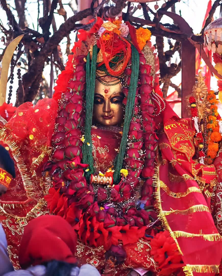 RONBupdates's tweet photo. रक्षा गर्नु आमा: असोज महिनामा अहिलेसम्म ताप्लेजुङ पाथीभरा मन्दिरमा ३,४४७ जना भक्तजनले दर्शन गरेका छन्।❤️🙏🏻 https://t.co/QBmij7Rk3A