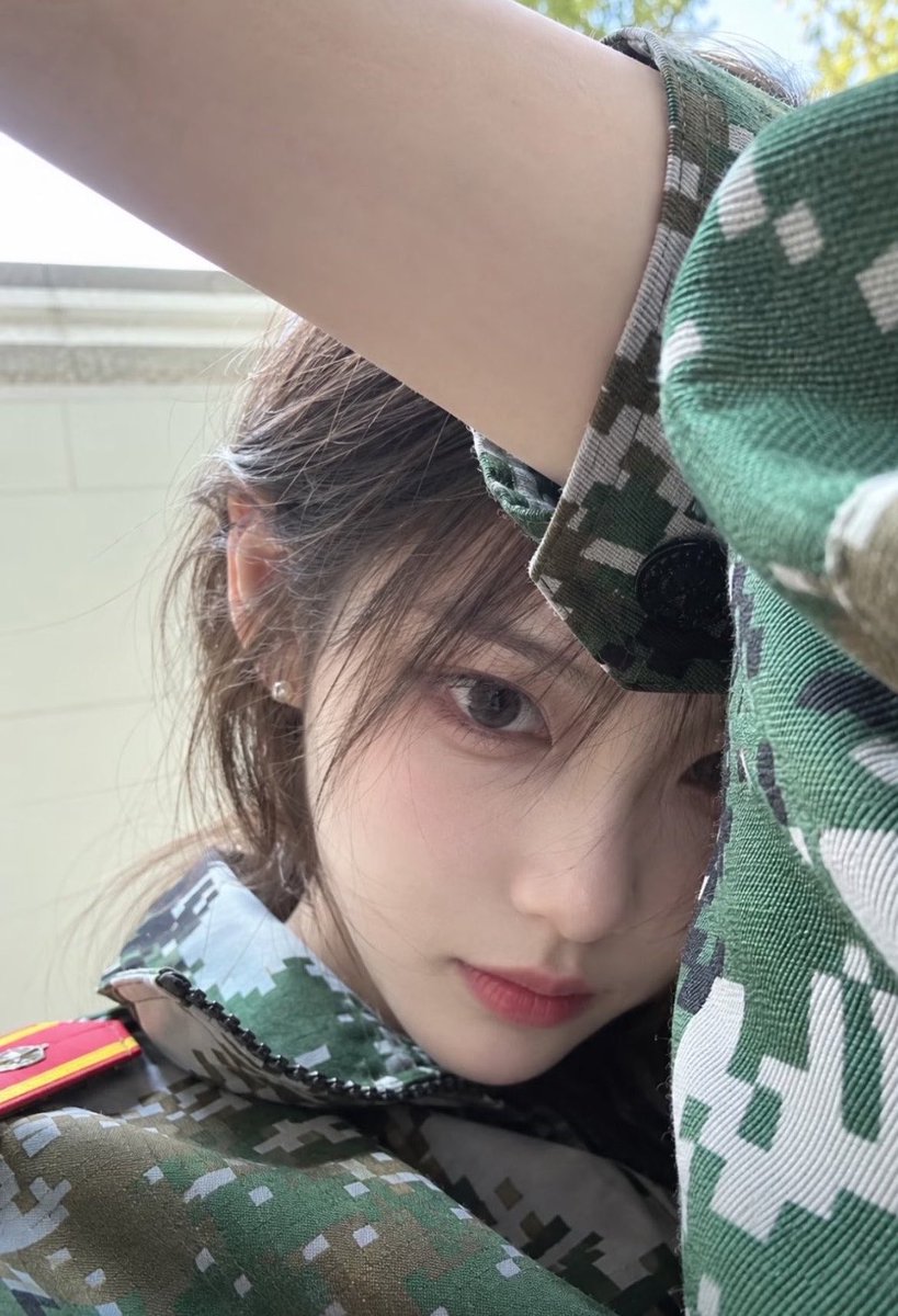 lacey80rs9's tweet photo. 国庆假期的第二天，放飞自我～

有人要锐评我女高的福吗

Luo照  实况！！不要🚪看了别说黑就行！！还有不要乱传哦 https://t.co/FAr8kG8qkv