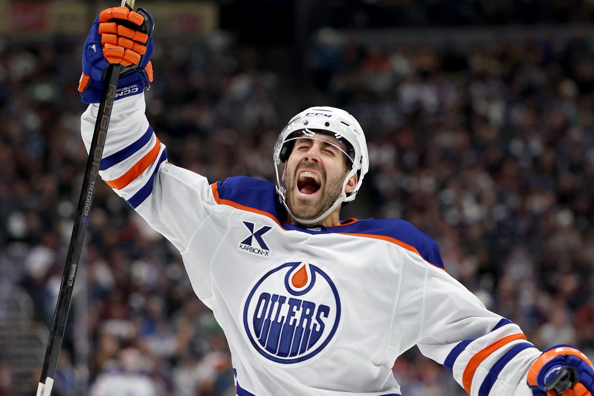 BR_OpenIce's tweet photo. Evan Bouchard in barely over 4 periods of Hockey:

- 4 Goals
- 4 Assists 
- 8 Points

Forget the Norris, he's coming for the HART!!!! https://t.co/F1Wwbsad3g