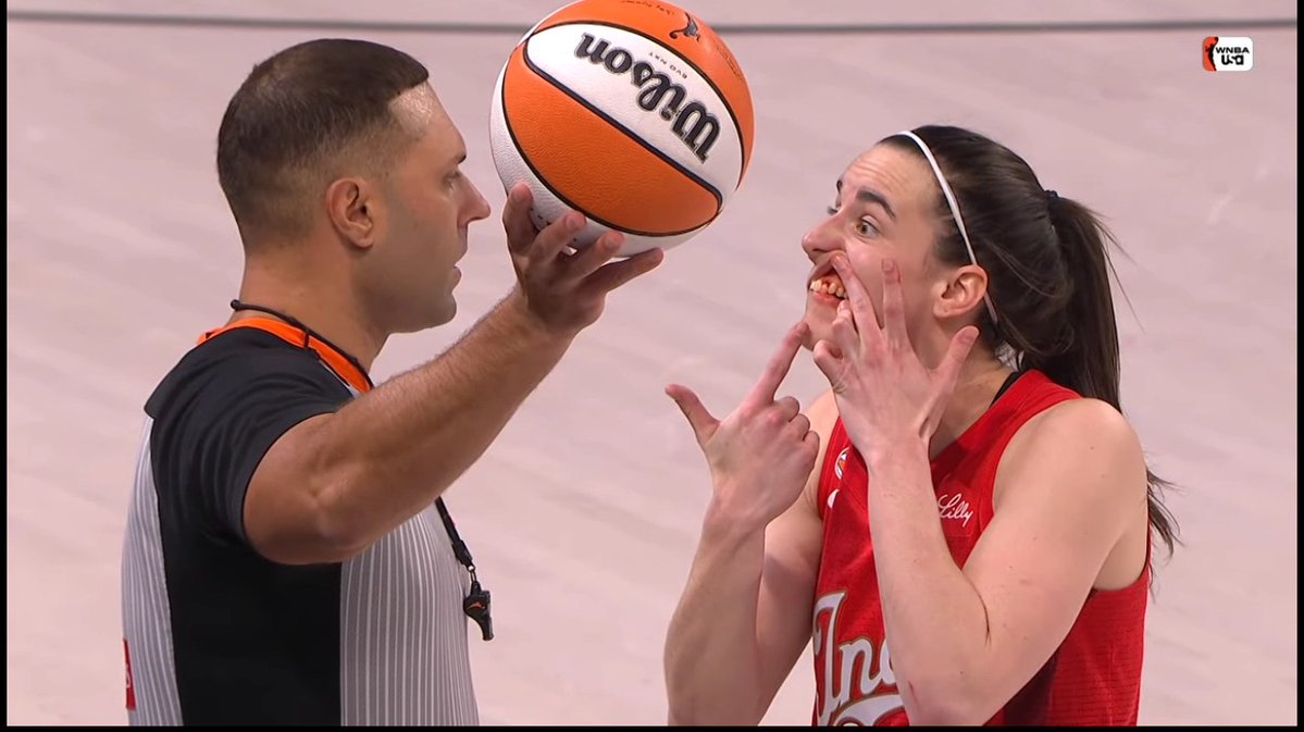 HeavensFX's tweet photo. The state of the WNBA in one photo https://t.co/ppQzqwztY0