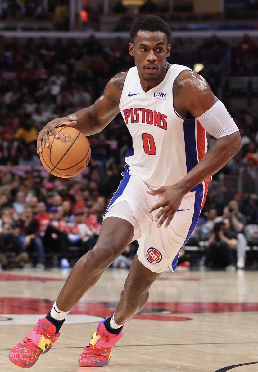 DomDeportes's tweet photo. Se acabó la novela 

Jalen Duren firma una extensión de contrato con los Pistons por 5 años y $200 millones us ( totalmente garantizados ), el  pívot pone fin al conflicto contractual… https://t.co/WLdqsd5mmd