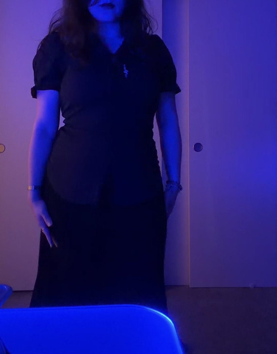 unicorncrypts's tweet photo. hehe I loved my outfit today. wonder what it looks like underneath? ;) ( also, happy October !!! <3)

https://t.co/YC34jPoBMK https://t.co/2hyqrNe9I0
