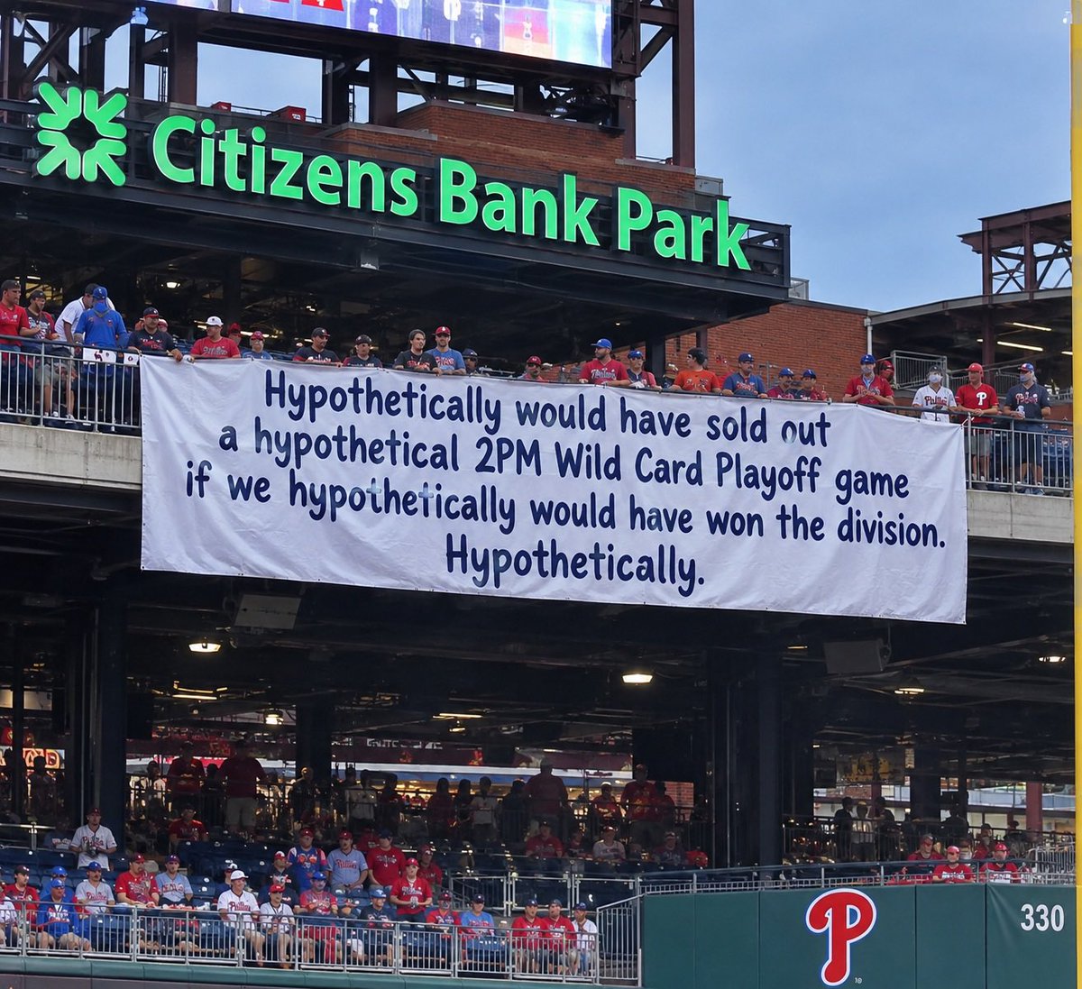 HardBarn's tweet photo. Congrats on the season. 5-11 vs. the Bravos. But at least you get to hang a cool banner. https://t.co/JxG4GeqPkX