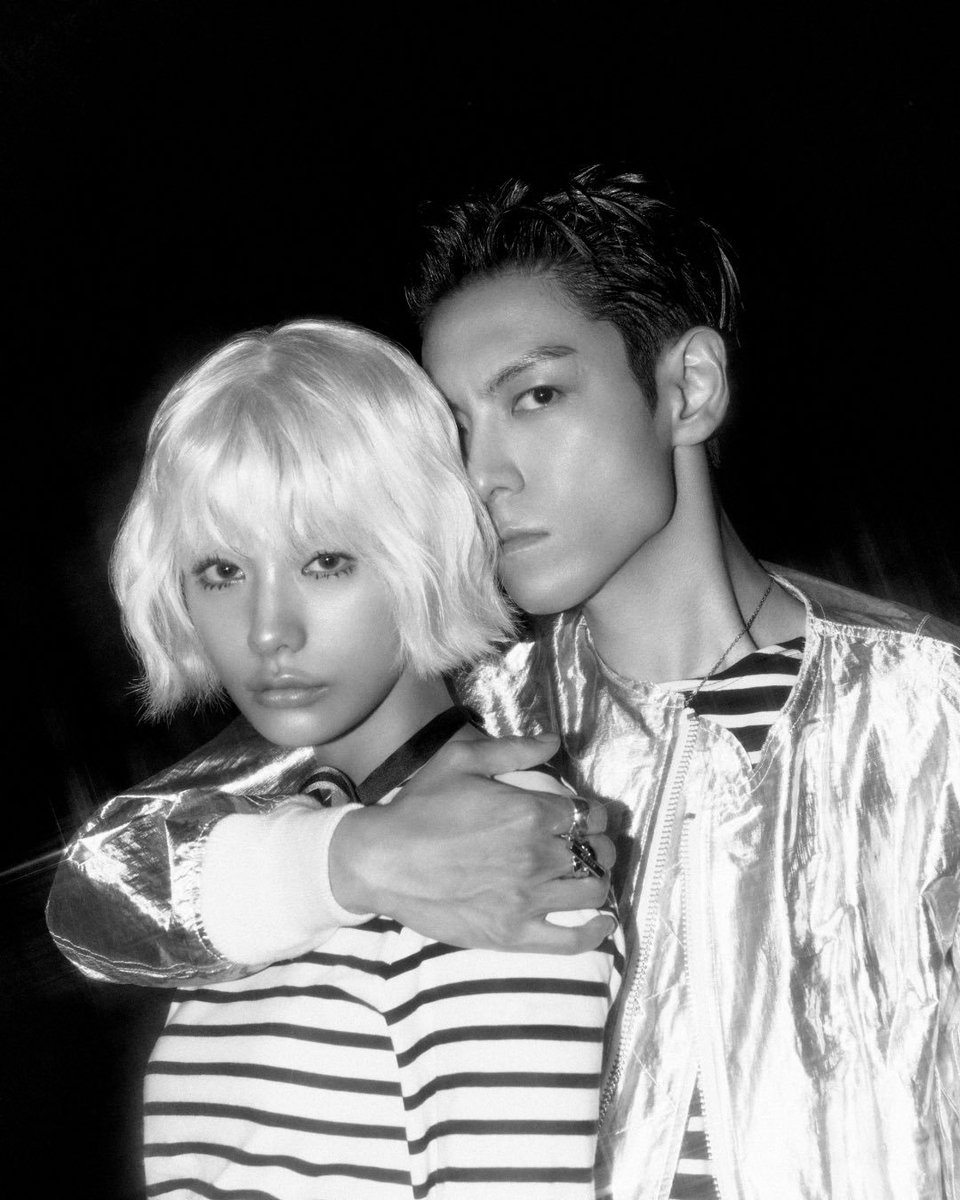 gdontop_th's tweet photo. [News] T.O.P ได้ออกมายอมรับข่าวลือเรื่องความสัมพันธ์

"...ท็อปและนานาได้พบกันครั้งแรกและเริ่มมีความสัมพันธ์จากการถ่ายทำมิวสิกวิดีโอ หลังจากนั้นทั้งสองก็สนิทสนมกันมากขึ้น และพัฒนาความสัมพันธ์เป็นคนรักกัน ราวเดือนมิถุนายนที่ผ่านมา..."

เรื่องราวดีๆ 🫣💕
 
🔗 https://t.co/6IAtT64Hjo https://t.co/rlJgf0So5Q