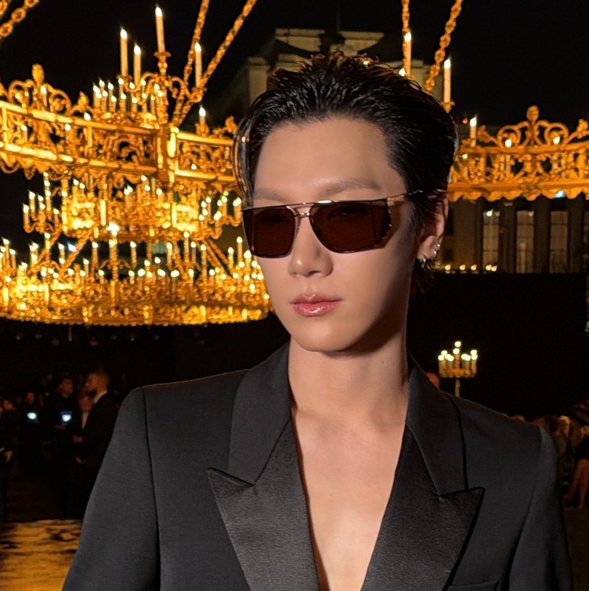 hyena_39's tweet photo. จริงๆแก้มฟูตรงมุมปากก็มีตั้งแต่ตัวจิ๋วๆแล้วนะพี่ๆ 

TEN AT SAINT LAURENT SUMMER27   #TENforYSLPFW27 #Saintlaurentxten https://t.co/sbsB4KJFKr