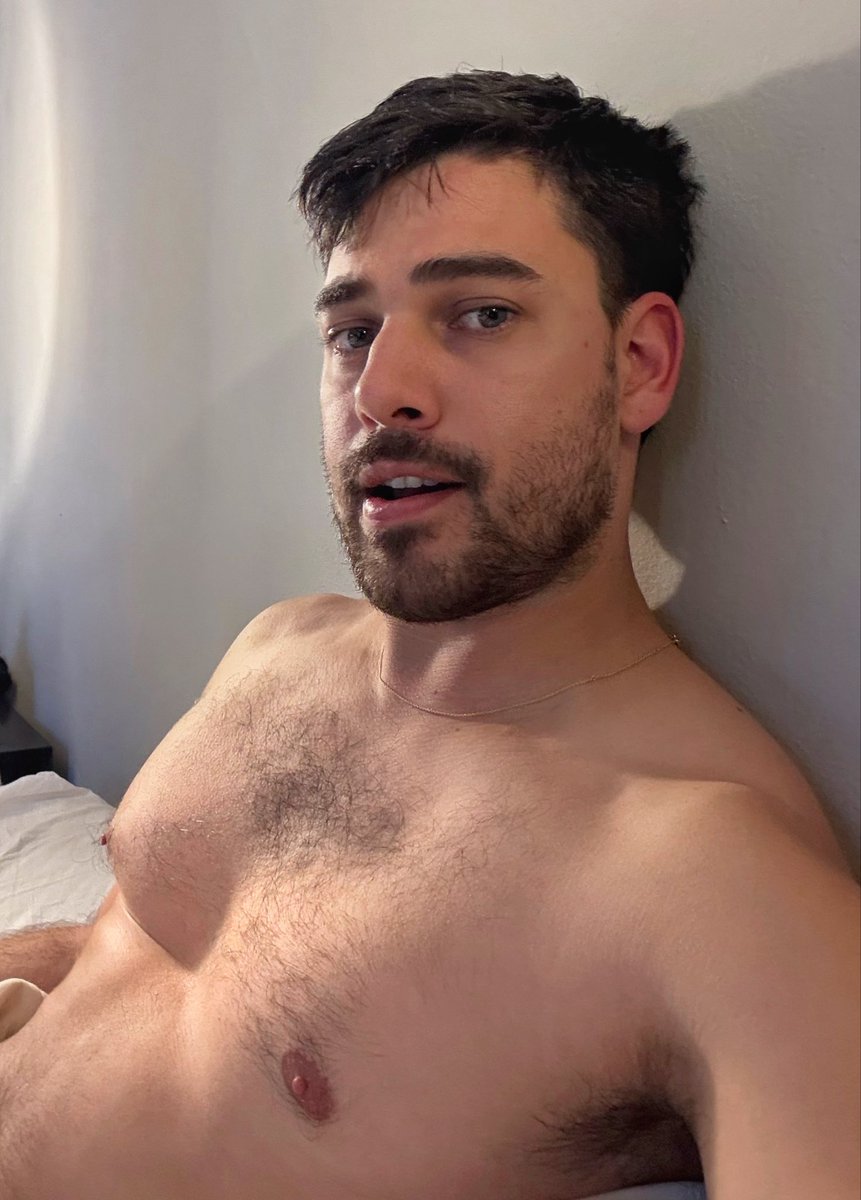 quinoswitch's tweet photo. Buscando el sueño 🥱💤 https://t.co/l3eD1egMQ5