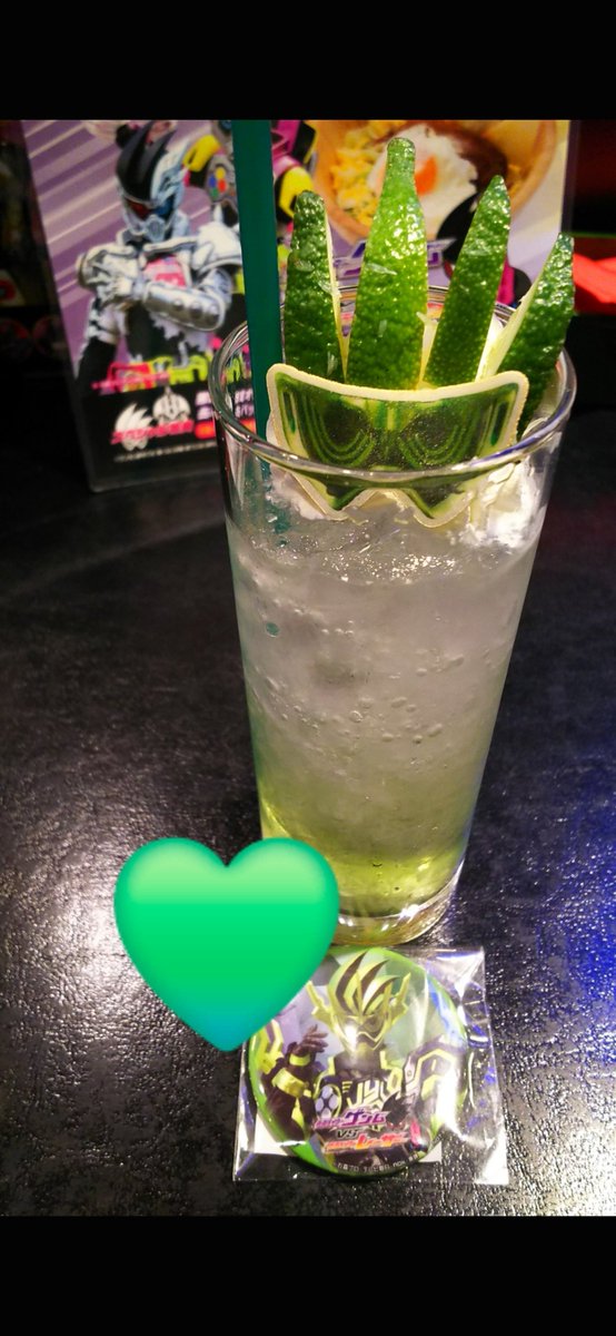 k920nknl's tweet photo. クロノス様のドリンクの復刻もぜひお願いします！！！⚡ https://t.co/hT6u7rkzht