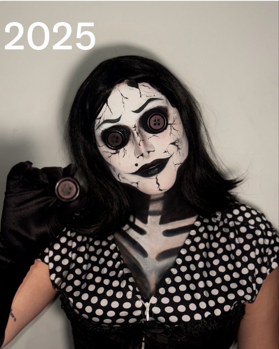 nowheregirl_666's tweet photo. Is there life on Mars?๐๐ชฉ
Back to Harryween, October 31st, 2021! (My 1st Halloween ever )
A show Iโll always remember since it was my second time seeing Harry. ๐ฅน๐
And here are some of my past Halloween costumes! ๐ฅนโฅ๏ธ
#VividHarryween @VividSeats ๐๐ชฉ๐ค https://t.co/h4OYJOwY3s