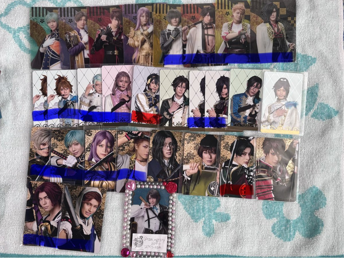 ram_ngtsry20911's tweet photo. ミュージカル刀剣乱舞 過去作グッズ譲渡

豊前 大倶利伽羅 御手杵 肥前 石切丸 和泉守 鬼丸 蜻蛉切 巴形 山姥切 長曽祢 物吉 岩融 日向 大包平 朝尊 陸奥守 小狐丸 浦島 長谷部 水心子 清麿 南泉 一期 笹貫 桑名 ソハヤ 大典太 村雲 三日月今剣 篭手切 鶴丸 五月雨 蜂須賀

条件↓ https://t.co/a9IZxTjPH9