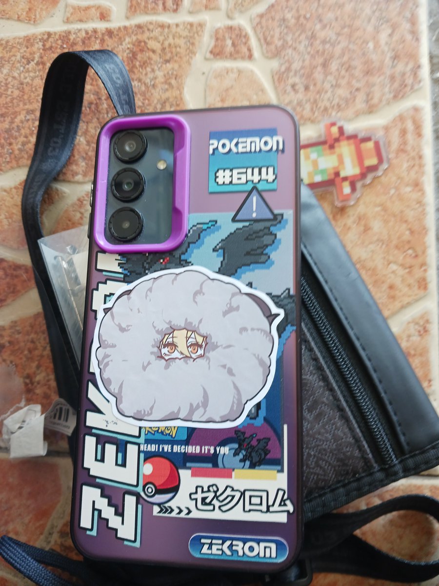 MistVectore's tweet photo. Bro got a new sticker 🤣🤣🤣@False_Mishatov https://t.co/N8R9io6wEQ