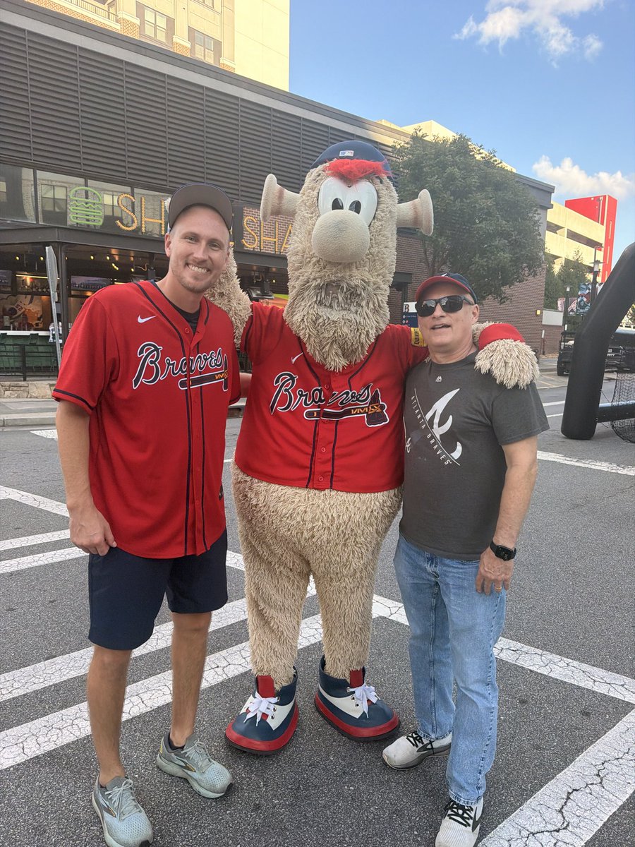 CMaxMan's tweet photo. #Braves #Believe #LetItFly https://t.co/LbTsOwLlgc