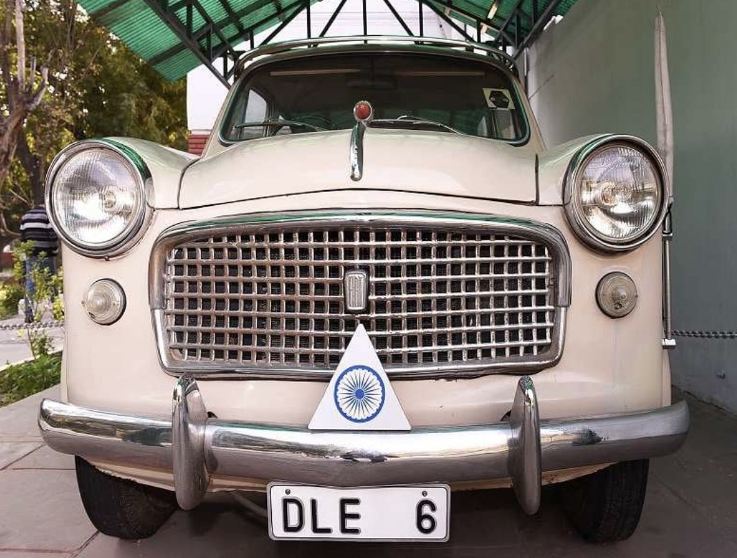 joybhattacharj's tweet photo. October 2nd always reminds me of of two cars. 
The first, a Fiat purchased by Lal Bahadur Shastri in 1965 when he was Prime Minister. He had to take a loan of Rs 5,000 which was closed by his wife with the pension she received after he passed away in Tashkent.  
The second, a broken down  Ford car. The Ford used to be drawn by oxen, and Mahatma Gandhi would proudly call it his Ox-ford when bemused visitors would comment on it while visiting Sevagram. 
Two of our greatest leaders were born on this day, one who was grounded enough to roam  around in a broken down car drawn by oxen, and the other with so much integrity that he could not afford to buy a car outright when he was the Prime Minister of this country. 
Mahatma Gandhi stood a frail 5'5" and Shastri just 5'2". And yet they were giants!