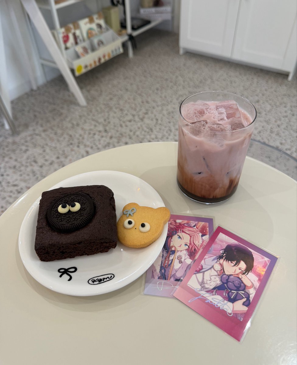helios_f0214's tweet photo. この前行ったお気に入りのカフェ🎀 https://t.co/wIitEJgtvg