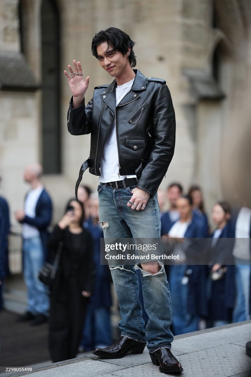 BVC_Streaming's tweet photo. [ Gettyimages : Acne Studios - Photocall - Paris Fashion Week - Womenswear Spring/Summer 2027 ] 

Bright attends the Acne Studios Womenswear Spring/Summer 2027 show as part of Paris Fashion Week on September 30, 2026 in Paris, France. 

🔗 https://t.co/IsQmQY5eMA
🔗 https://t.co/PCiWMHFX71
🔗 https://t.co/xG8J0yiaXH
🔗 https://t.co/YR7bzRn0kV

(8)
BRIGHT WITH ACNE STUDIOS
#AcneStudiosSS27xBRIGHT
#AcneStudiosSS27
#AcneStudios @acnestudios
#bbrightvc @bbrightvc