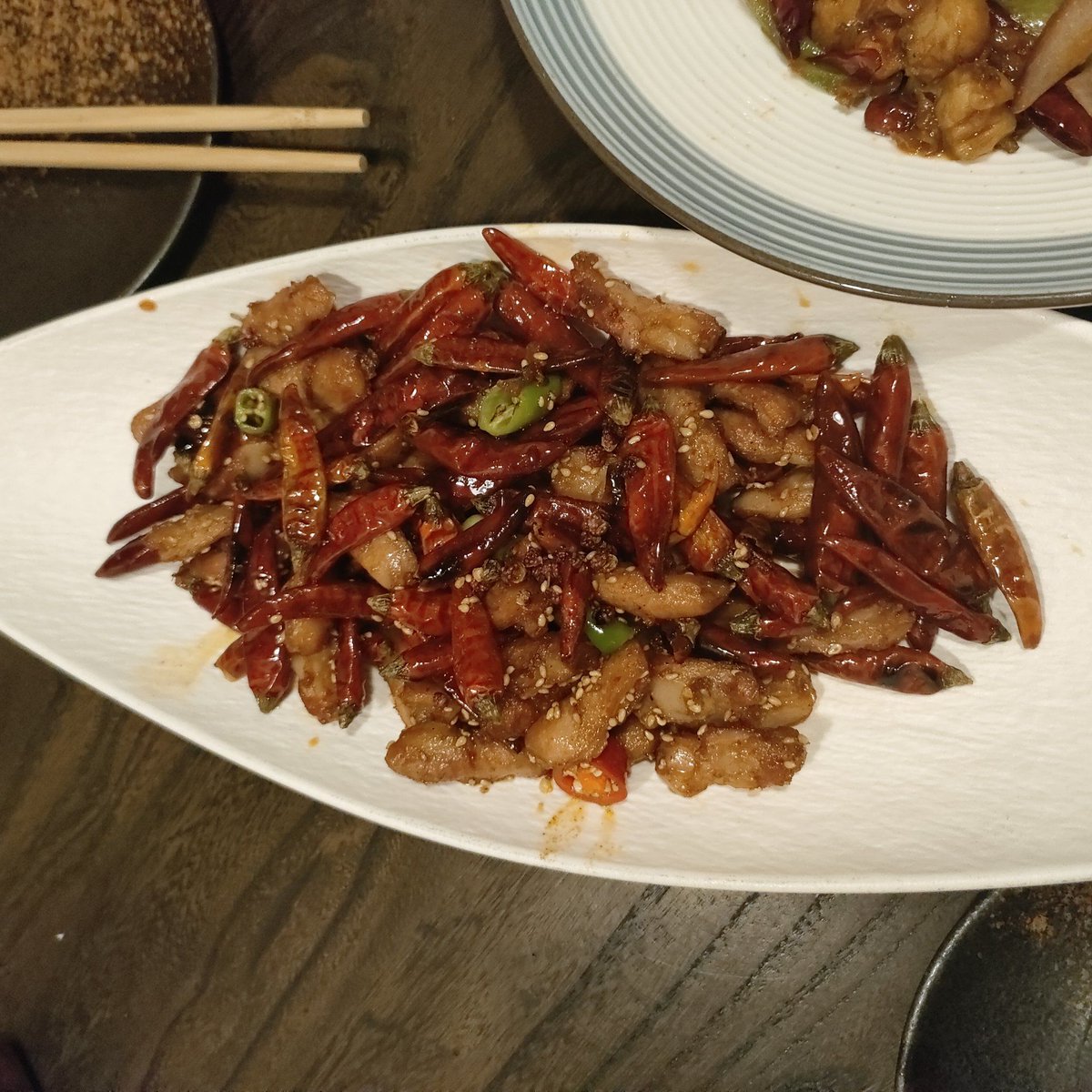 yuna8884's tweet photo. "Ugh, the late-night study snack: a mushy bean curd (豆坠), subpar dried plum (劣), burnt malt sugar (熬), and tangled bitter herbs (绞) — not my vibe "， https://t.co/9ASH1GlBfV
