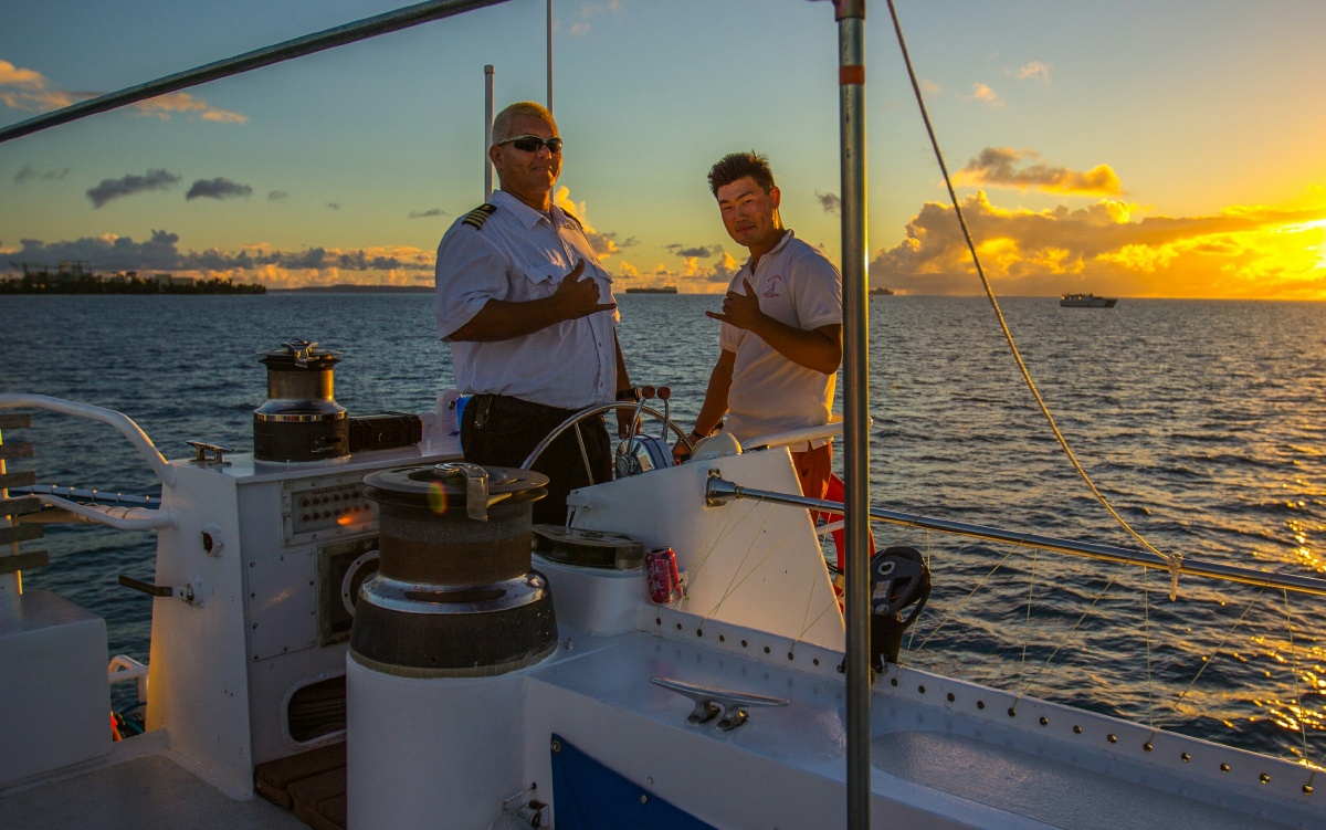 dddee3396's tweet photo. [My buddy Bohan met Bojian at the port where the Bohai Sea meets the pier—what a fun meetup!]， https://t.co/BQamJkZOcI