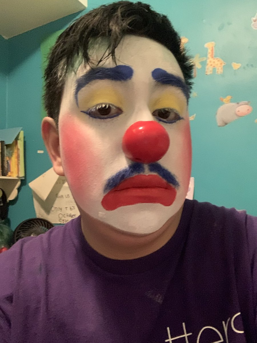 FoolFrobo99587's tweet photo. Not sure if I like the red lip but I at least had some fun
#clown #gay #wedgie #clownmakeup https://t.co/JeEm4i8zKt