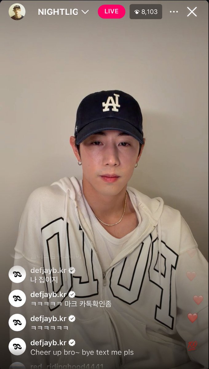 dopcandy's tweet photo. “Please come to Korea” “bye text me pls” 

WHY IS JAEBEOM YEARNING IN PUBLIC https://t.co/9PTnUgeSEy