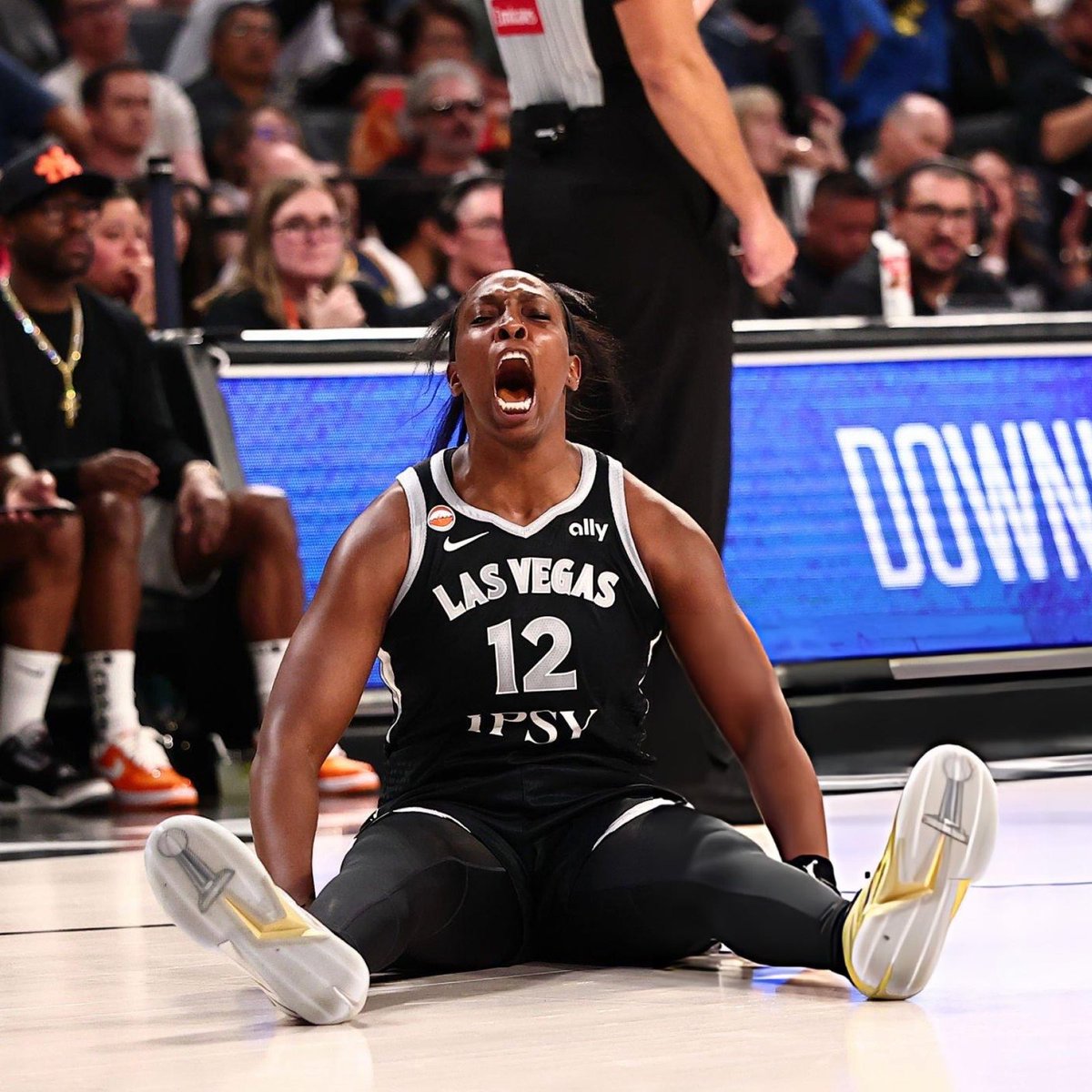 picksbyangel's tweet photo. WNBA Recap (10/1) 🧹

Chelsea Gray O 2.5 1Q Points ✅
Aliyah Boston O 15.5 Points ✅
(VIP) A’ja Wilson O 27.5 Points ✅

💙 Like if you Tailed! https://t.co/keAtA3ykW3