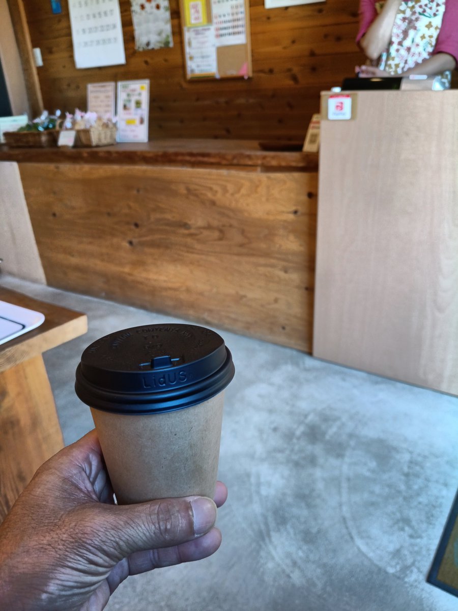 yossui_com's tweet photo. 食後のコーヒー飲みにきた https://t.co/JOyOnmv28l