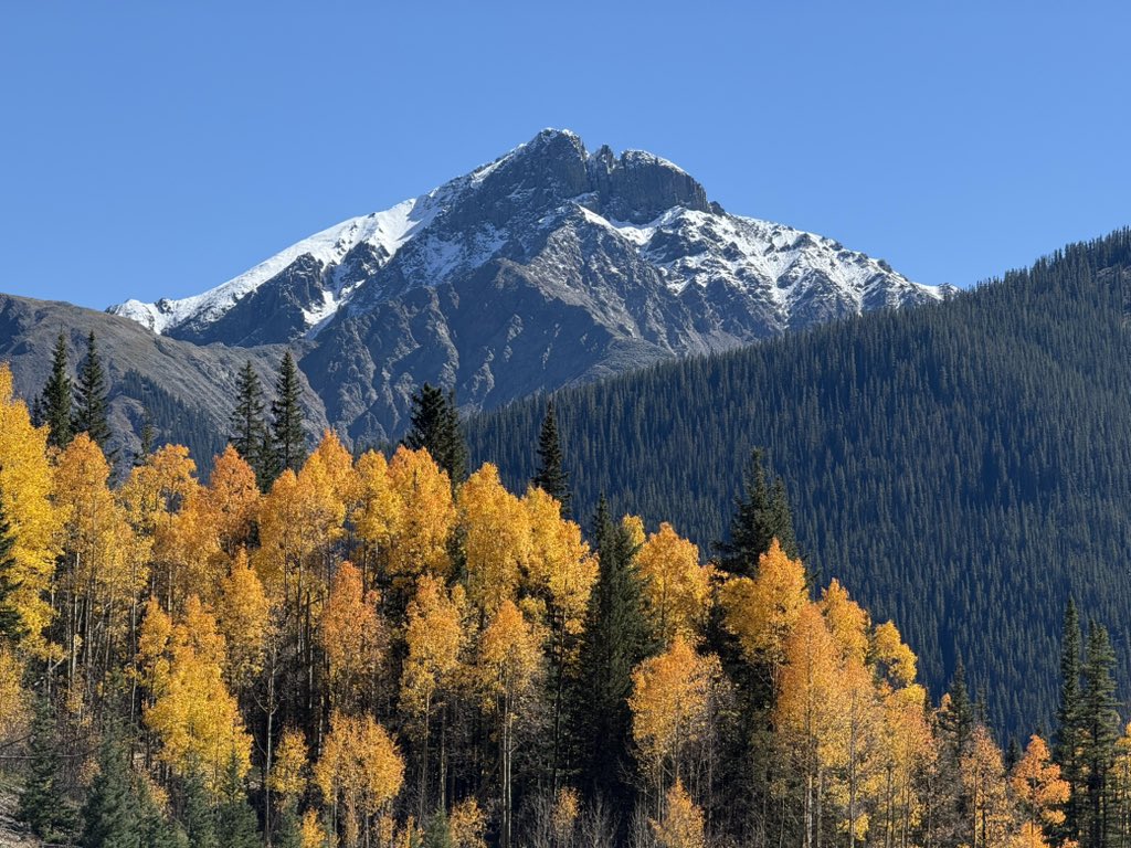 SirlinJohn's tweet photo. A few more scenes from the Million Dollar Highway today. https://t.co/8O0EtT5jlV