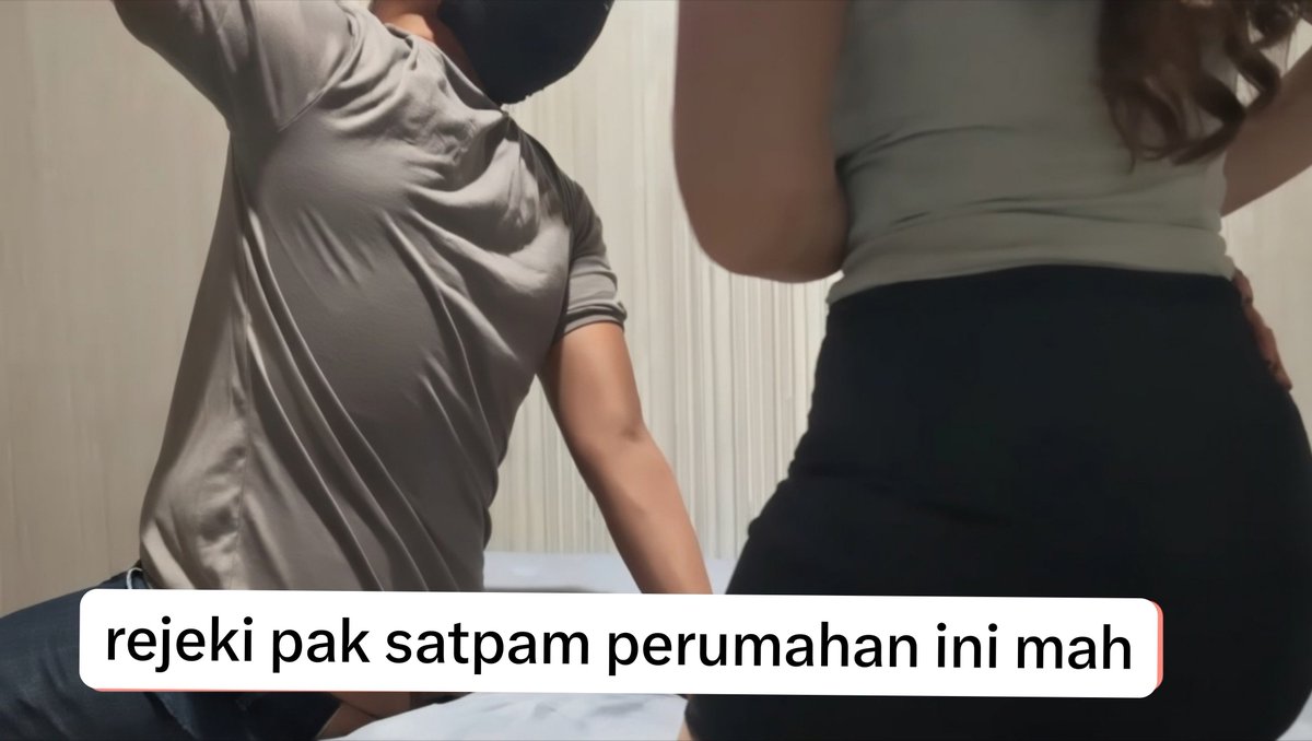 chysial's tweet photo. pak satpam jaga malam

https://t.co/UuZivRlyPM https://t.co/EFsXPVKVXy