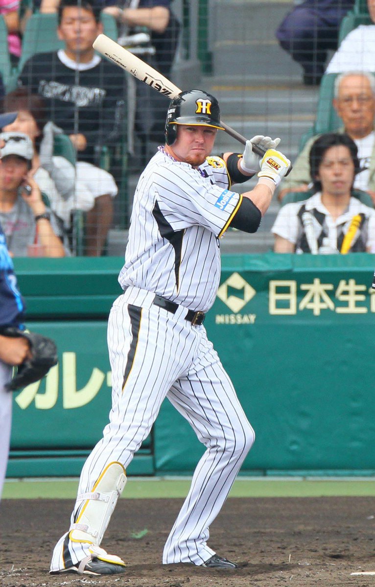 tigers_neppa's tweet photo. 来年DHでチームに加わるならどちらの助っ人を選ぶ？🤔

←マートンorブラゼル→ https://t.co/QammuI3gZ4