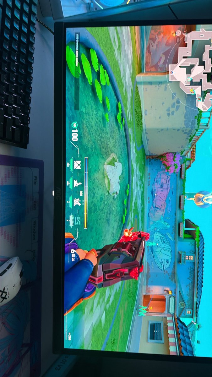 xullxiety's tweet photo. feels like im being torn limb by limb this game is so unenjoyable https://t.co/HD868jPAU5