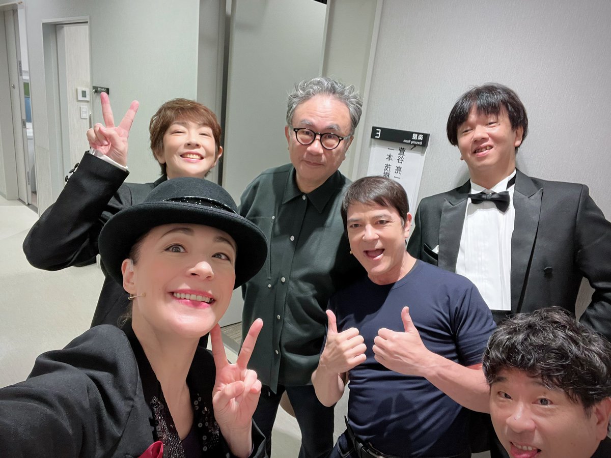 sylviagrab's tweet photo. 三谷幸喜のショーガール、無事終了いたしました！今までで1番大変でしたが最高に楽しかったです！応援してくれた皆様ありがとうございました！またいつ😉
「君は最高〜」！ https://t.co/78uTvlfITA