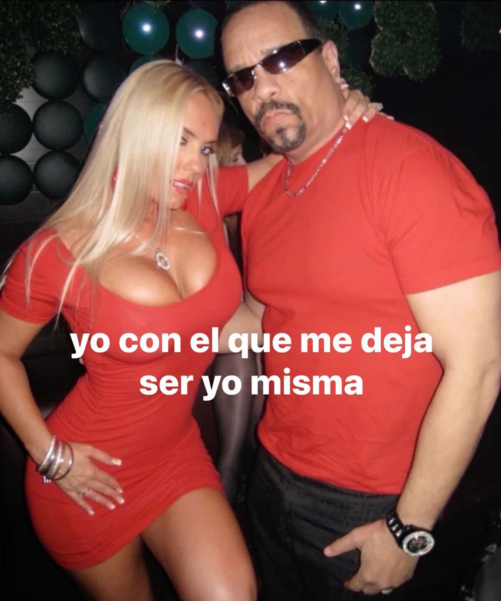 babybratz221's tweet photo. El y yo https://t.co/jv2LbNZ7VN