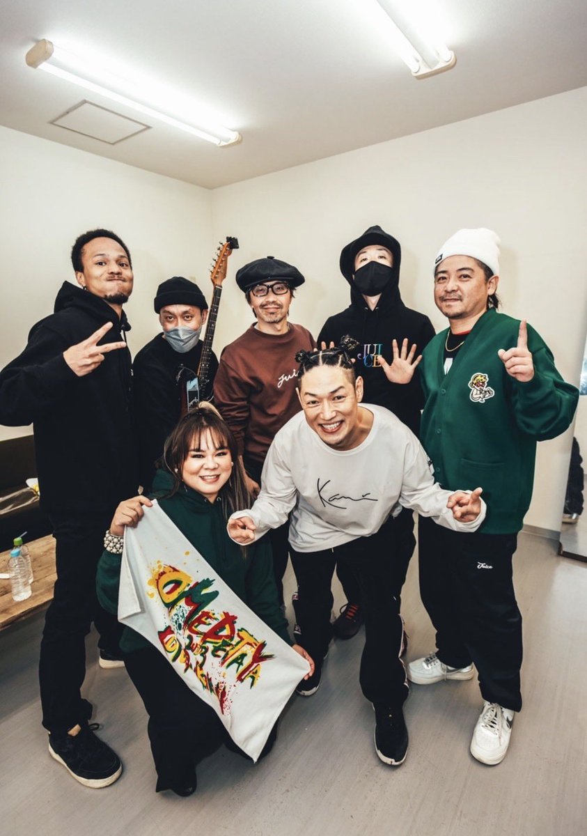 kotobuki1048's tweet photo. 【🚨 緊急告知🚨】
【寿君ONEMAN LIVE"おめでた夜 2027"】
開催決定‼️

・2027年1月9日(土)
・ 大阪STUDIO PARTITA
・ OPEN 15:00 / START 17:00
・ 寿君 and RIDDIM NINJA BAND

📍チケット販売期間
10月1日(木) 19:00～10月7日(水)23:59

特典付き：5,500円
一般前売り：4,500円
U-18：3,000円 https://t.co/jpfLro6Z41