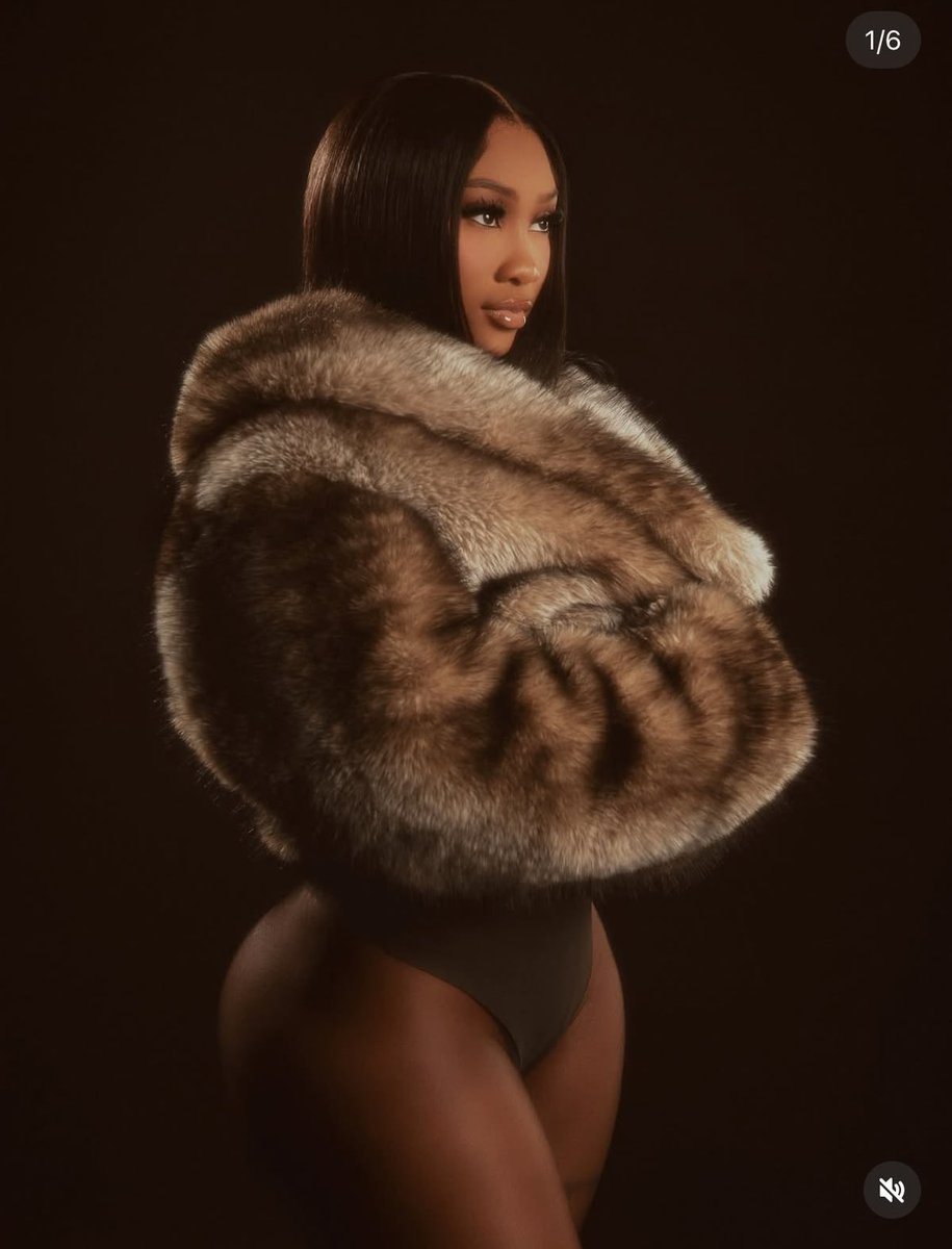jwilliams0gn's tweet photo. BREAKING NEWS 
JORDYN GOMEZ SAYS SHES WATCHED @itsjanetdansy ‘s season of the bachelorette and claims she hated the way Janet did Simon in the finale https://t.co/oNUyZ1YwSe
